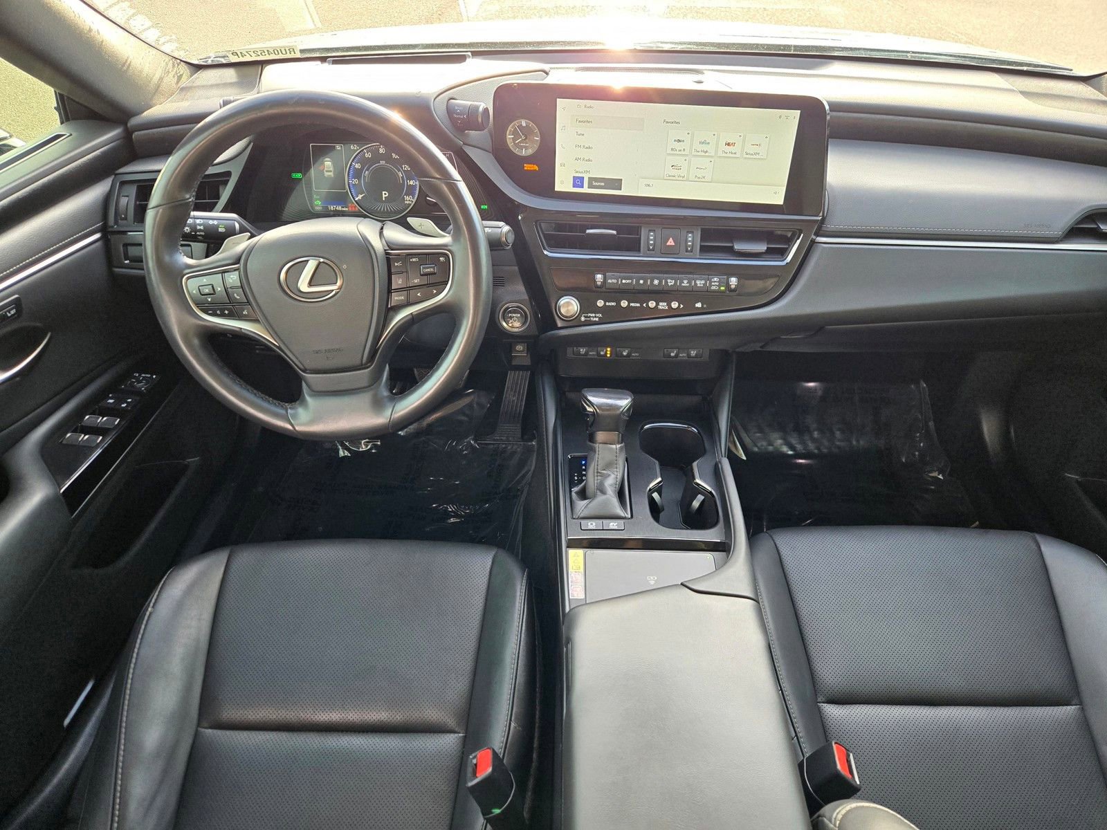 Used 2024 Lexus ES 300h w/ Premium Package image 12