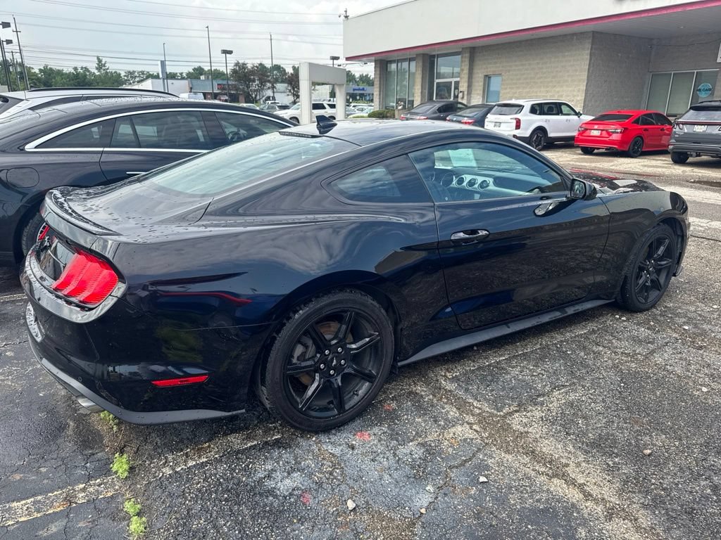 Used 2020 Ford Mustang Coupe w/ Equipment Group 101A RWD image 3