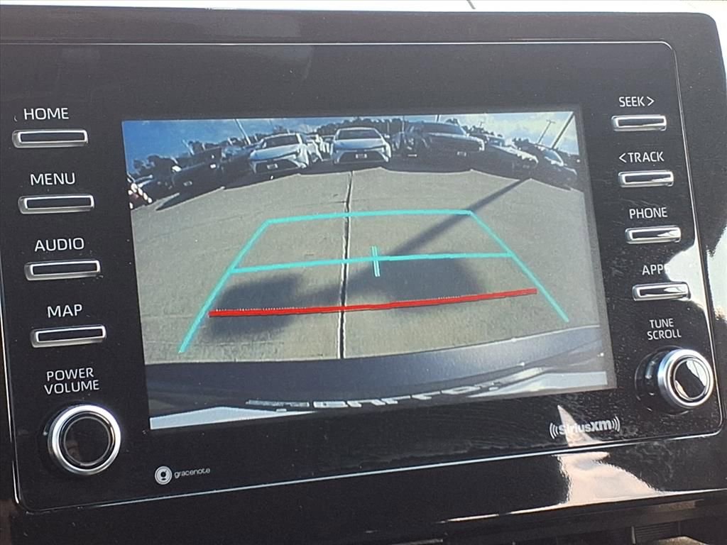 Used 2021 Toyota Camry SE image 11