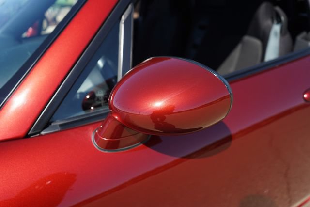 Used 2006 MAZDA MX-5 Miata Sport w/ Appearance Pkg RWD image 31