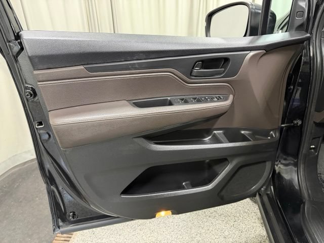 Used 2019 Honda Odyssey EX image 18