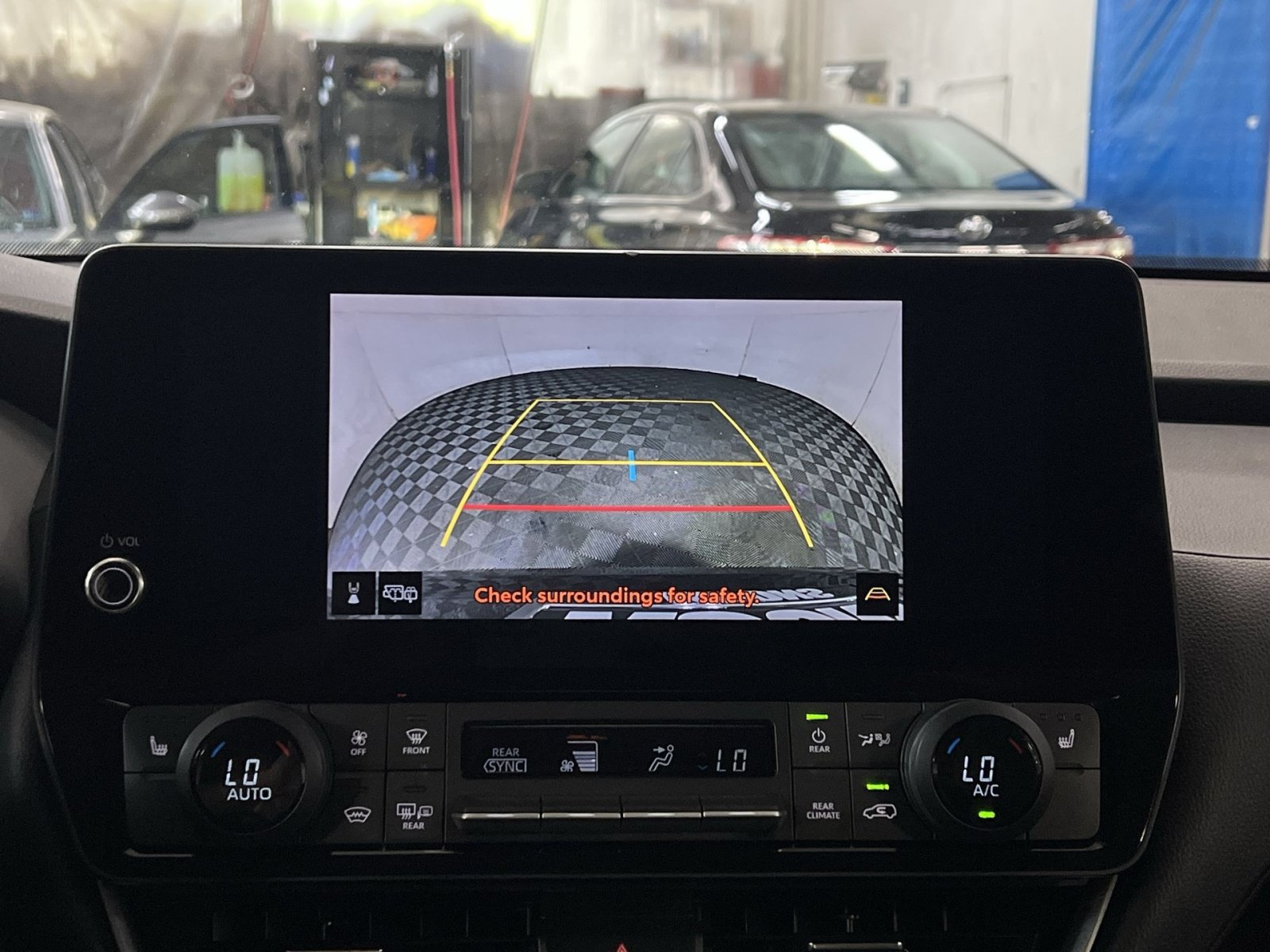 Used 2024 Toyota Grand Highlander AWD image 19