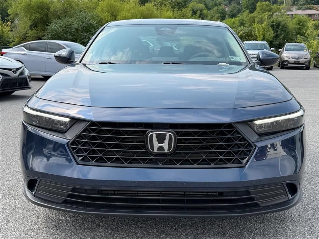 Used 2023 Honda Accord EX image 16
