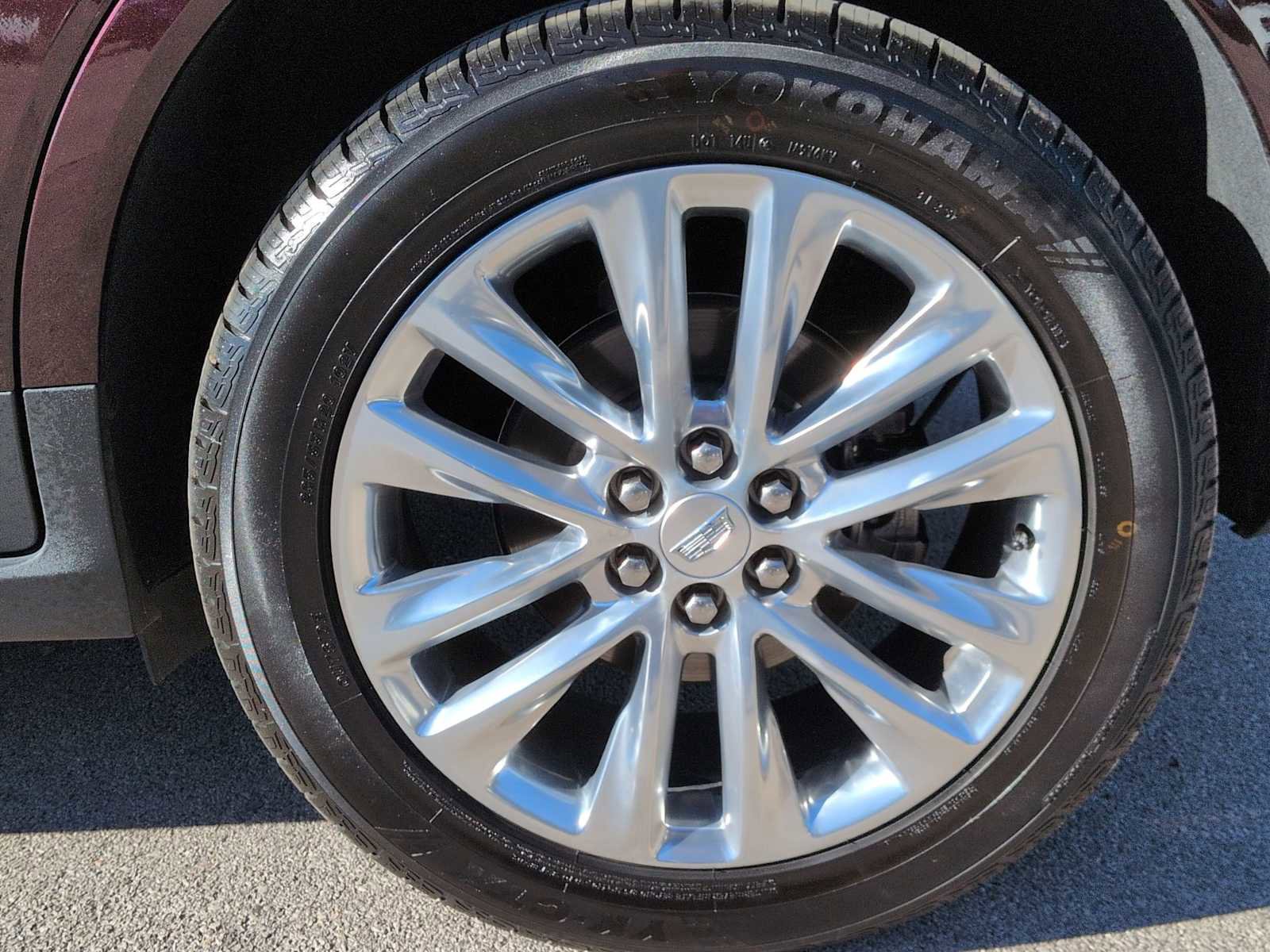 Used 2018 Cadillac XT5 Platinum w/ Driver Assist Package image 14