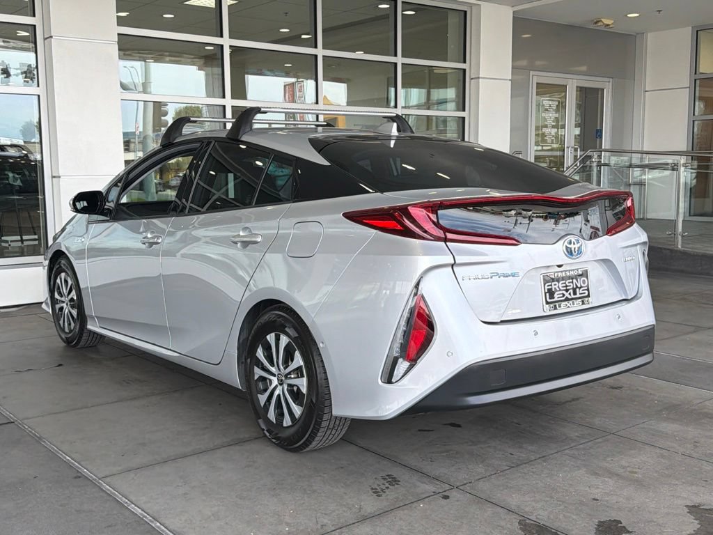 Certified 2020 Toyota Prius Prime Limited FWD image 9