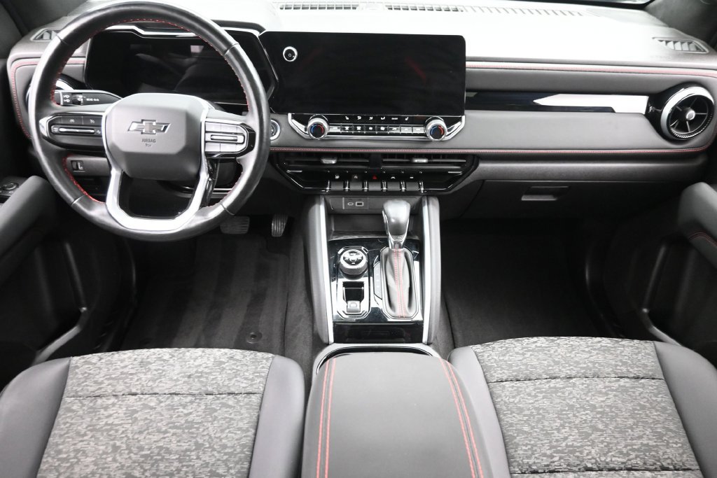 Used 2023 Chevrolet Colorado Z71 w/ Z71 Convenience Package 2 AWD/4WD image 15
