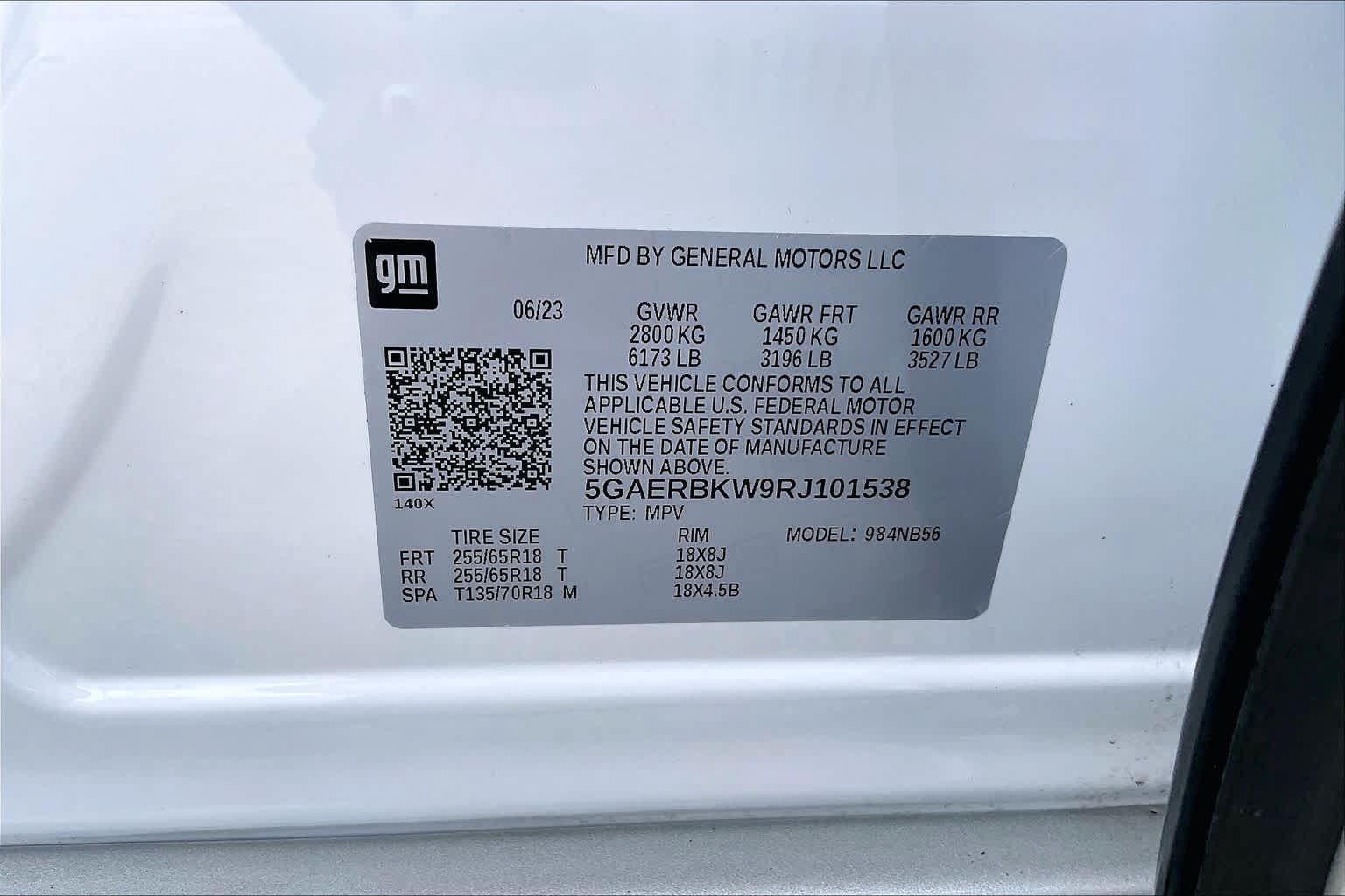 Used 2024 Buick Enclave Essence FWD image 63