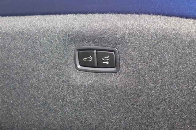 New 2026 Porsche Taycan image 13