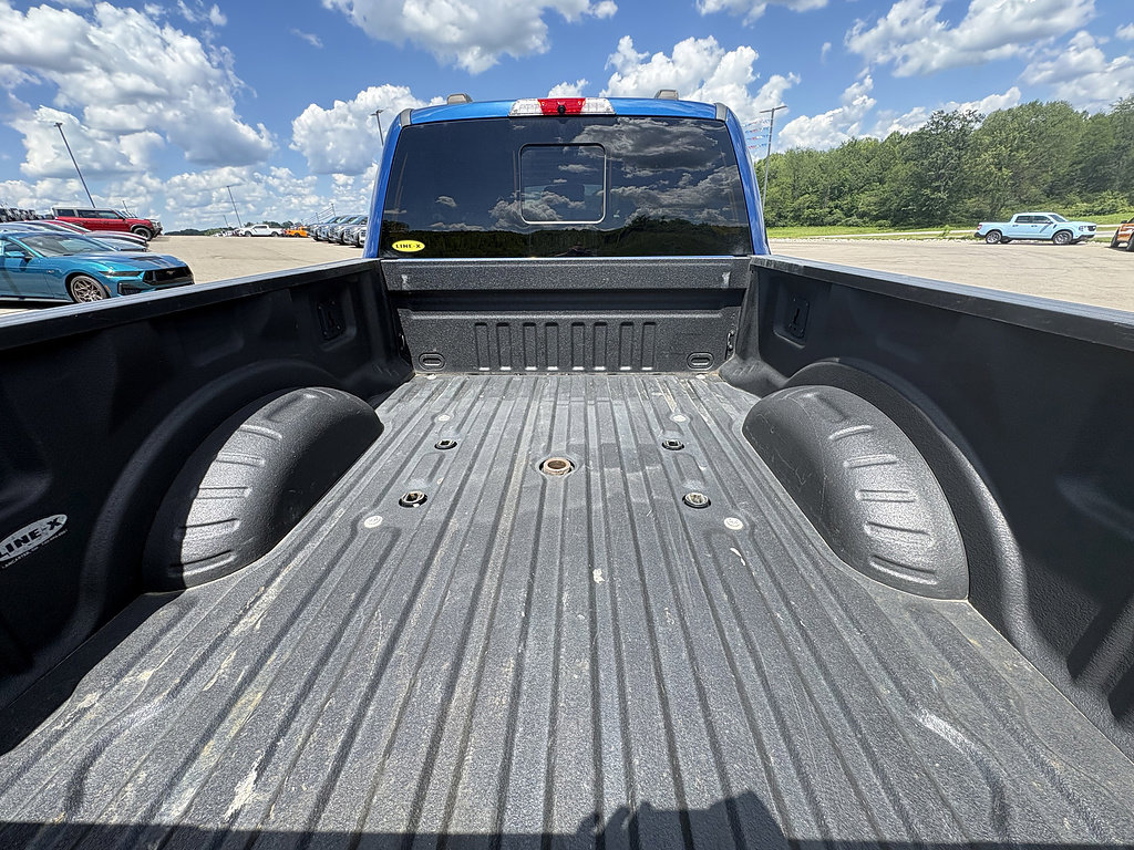 Used 2022 Ford F350 Limited AWD/4WD image 15