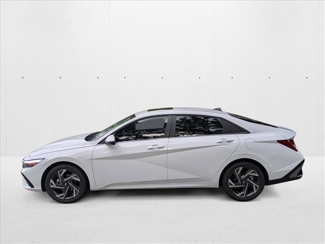 New 2025 Hyundai Elantra Limited image 5