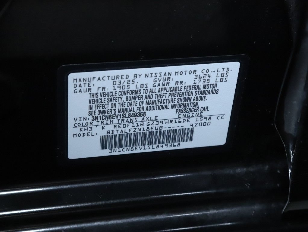 Used 2025 Nissan Versa SV FWD image 19