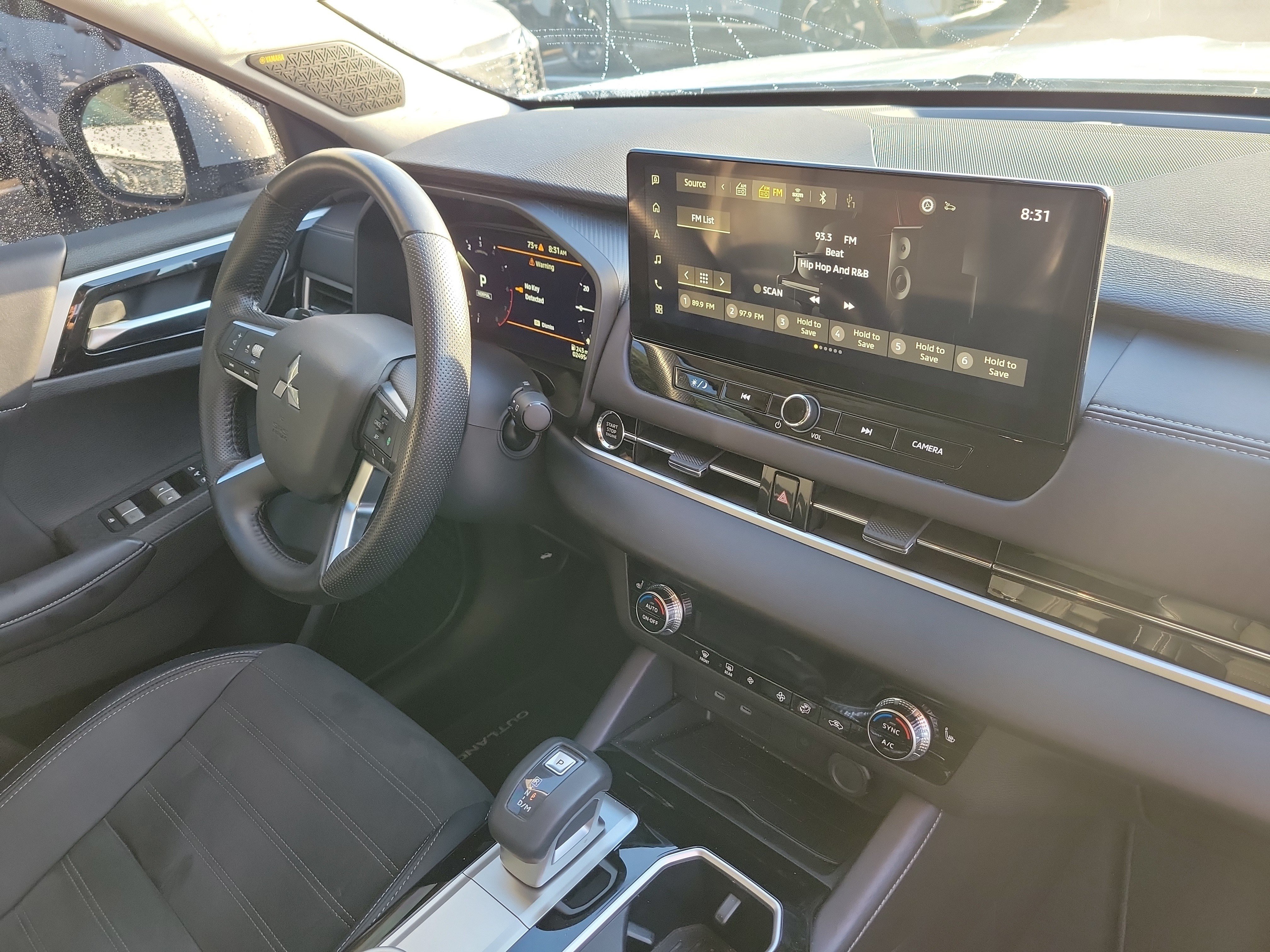 Used 2025 Mitsubishi Outlander SE FWD image 9