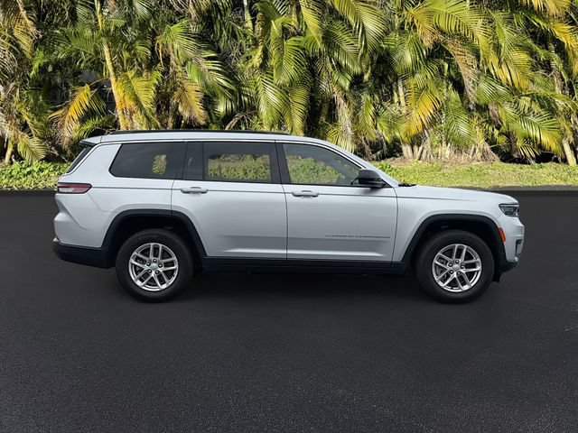 Used 2025 Jeep Grand Cherokee L Laredo RWD image 4