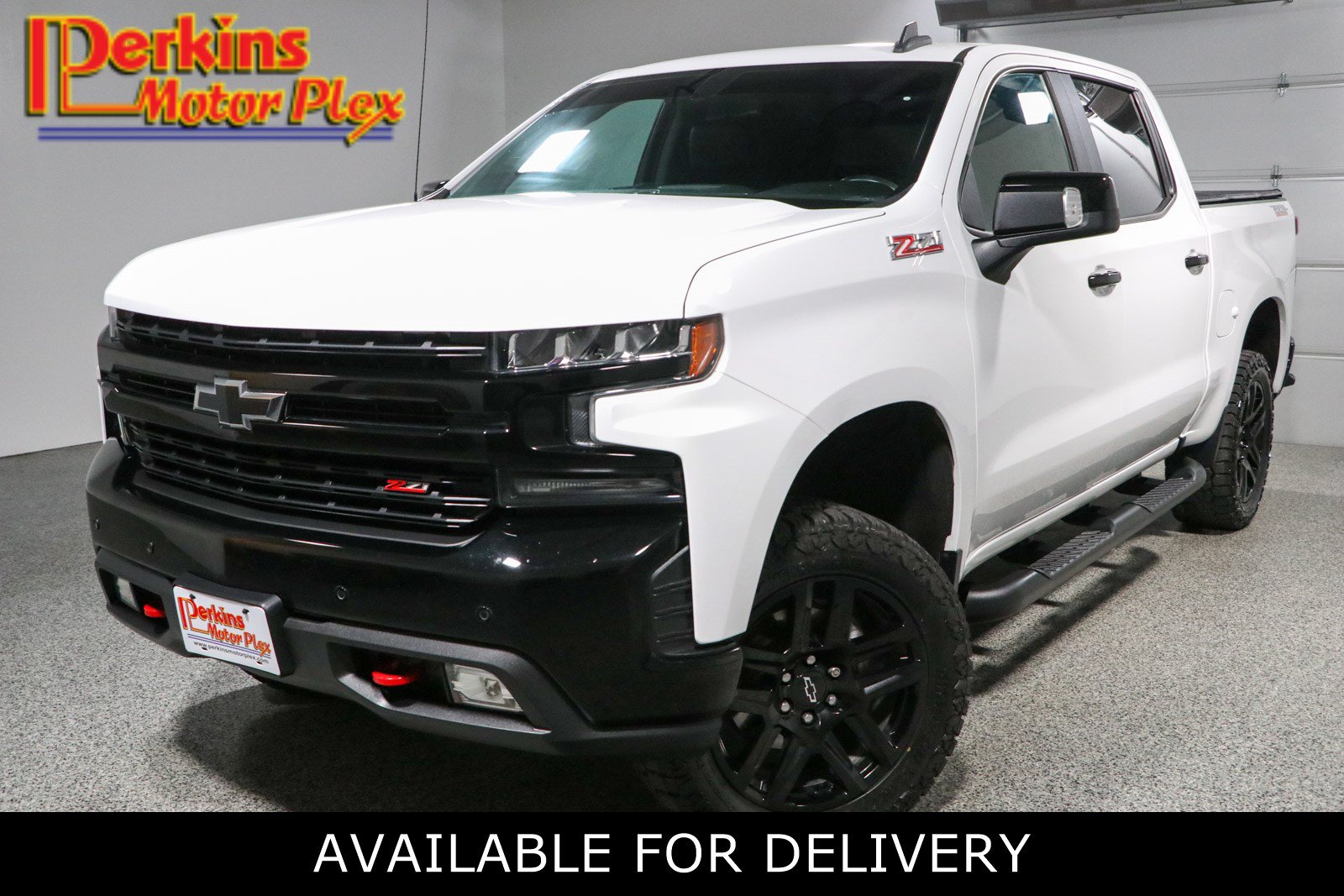 Used 2021 Chevrolet Silverado 1500 LT Trail Boss w/ Convenience Package II AWD/4WD image 1
