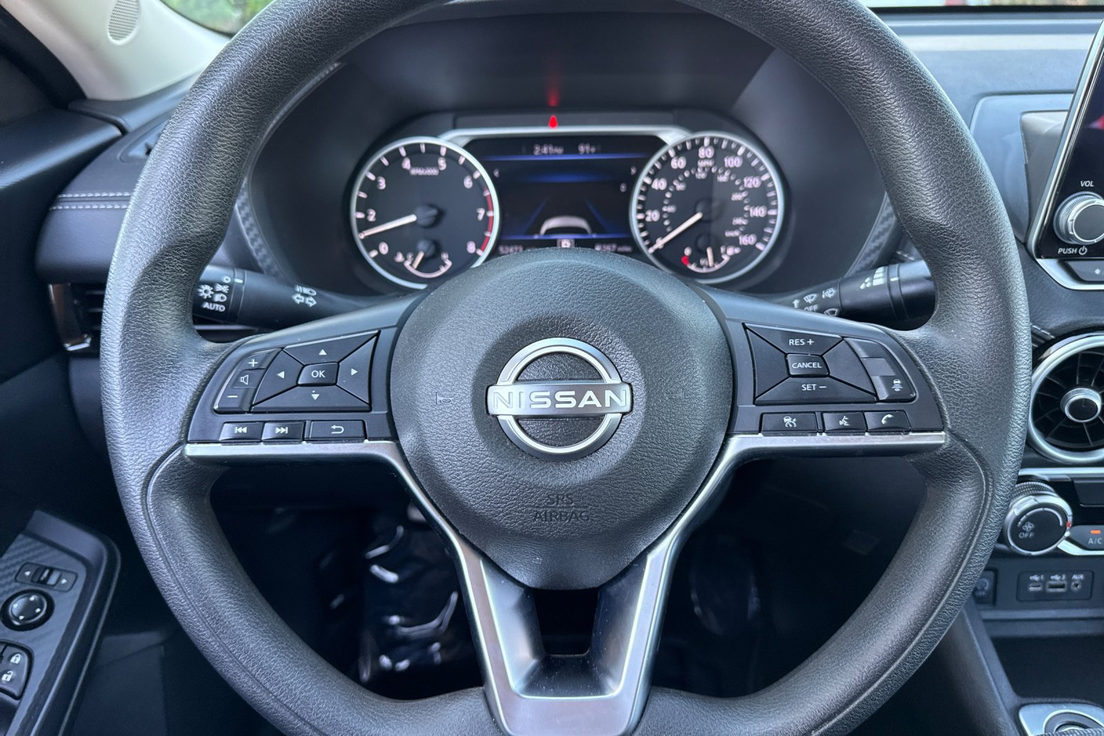 Certified 2024 Nissan Sentra SV FWD image 28