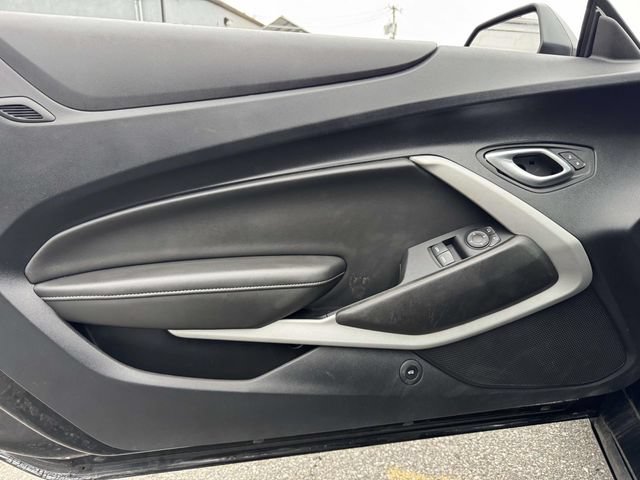 Used 2022 Chevrolet Camaro LT RWD image 21