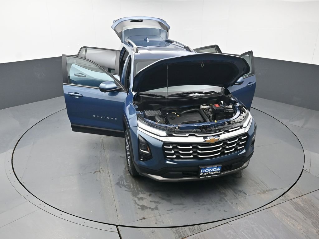 Used 2025 Chevrolet Equinox LT w/ Convenience Package II image 48
