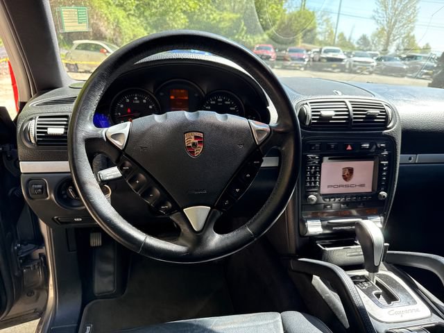 Used 2008 Porsche Cayenne AWD/4WD image 16