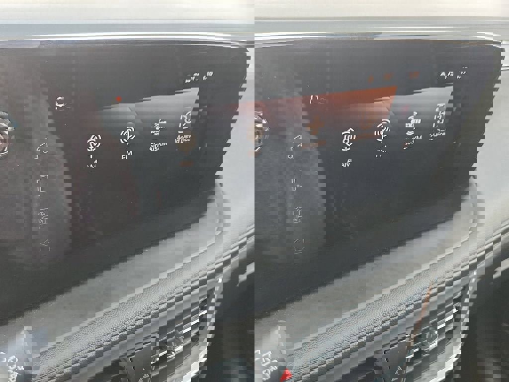 Used 2024 Buick Encore GX Avenir w/ Avenir Technology Package image 24