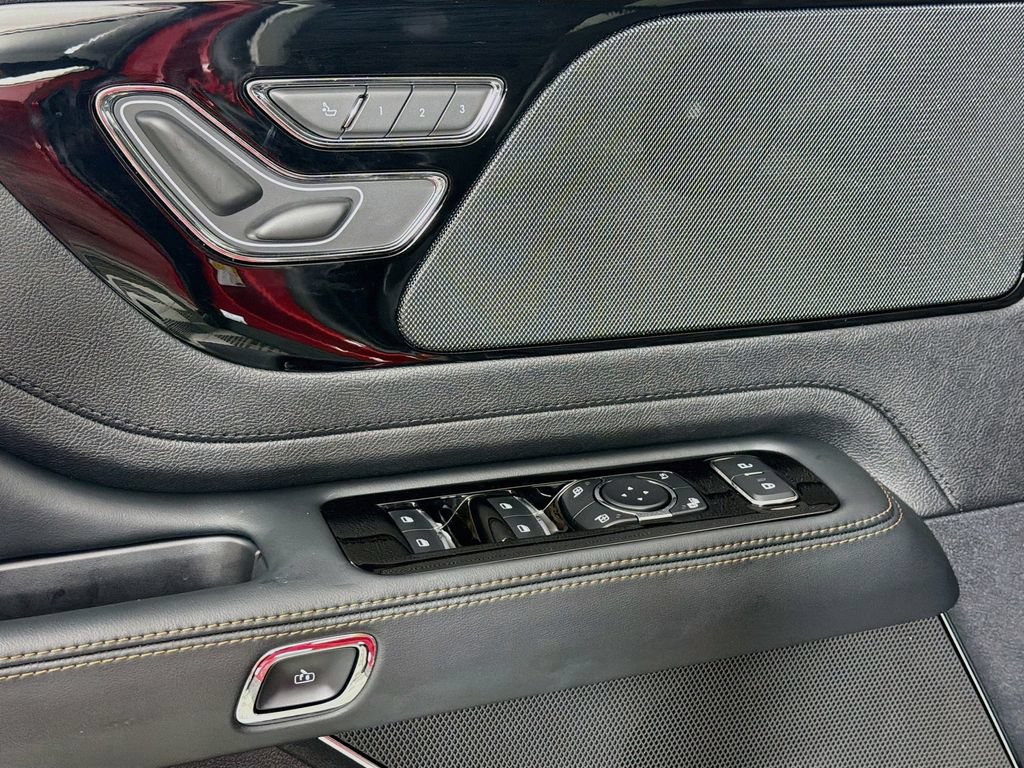 Used 2026 Lincoln Aviator 2WD image 18