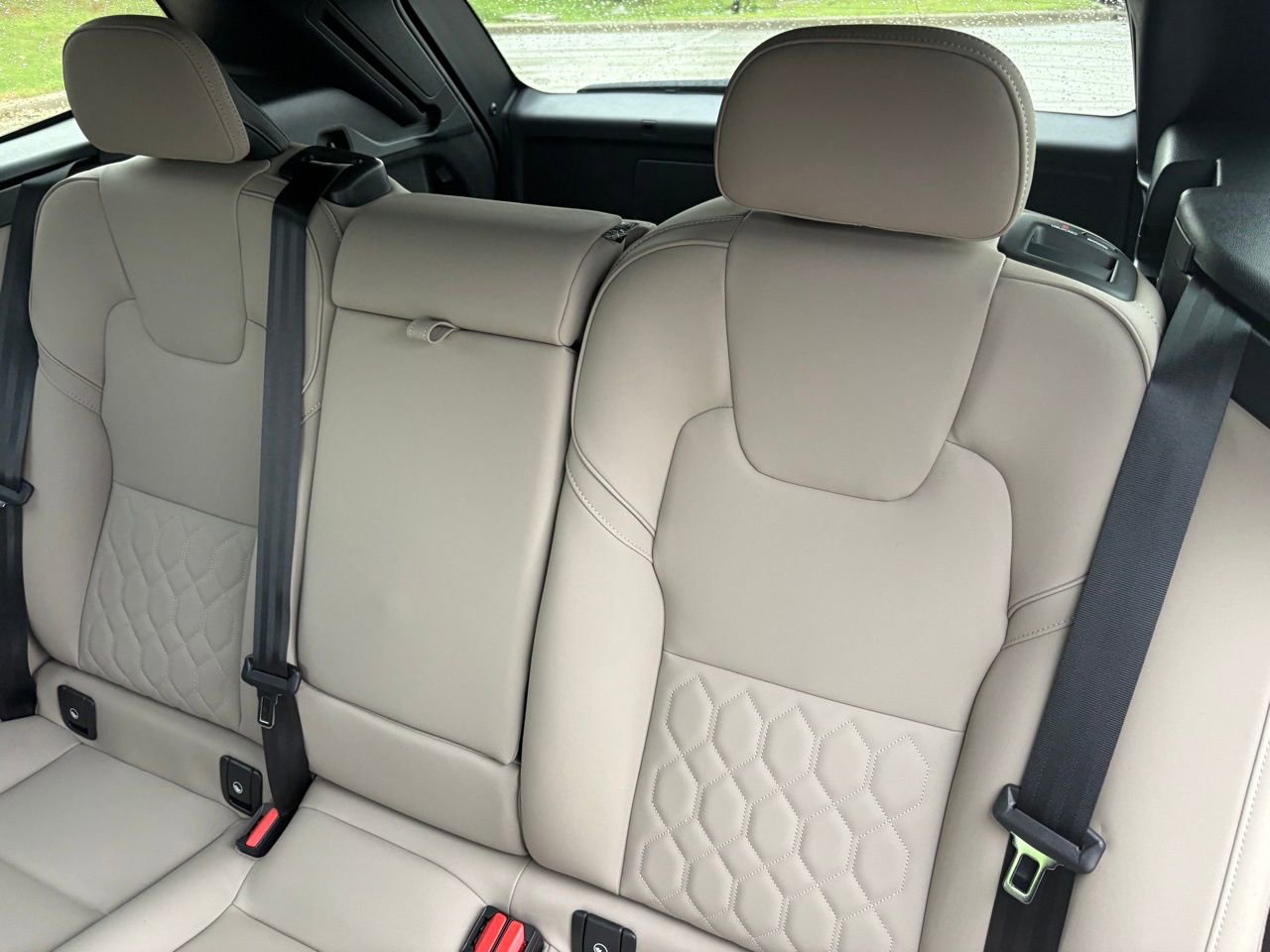 New 2026 Volvo XC60 B5 Plus AWD/4WD image 22