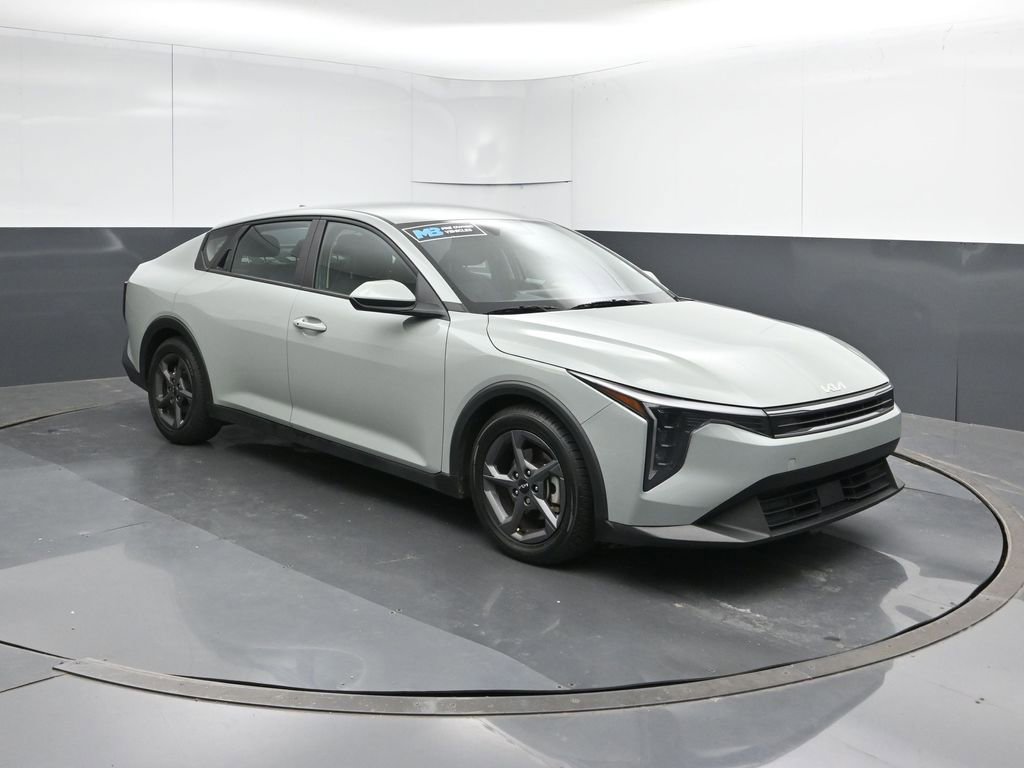 Used 2025 Kia K4 LXS FWD image 7