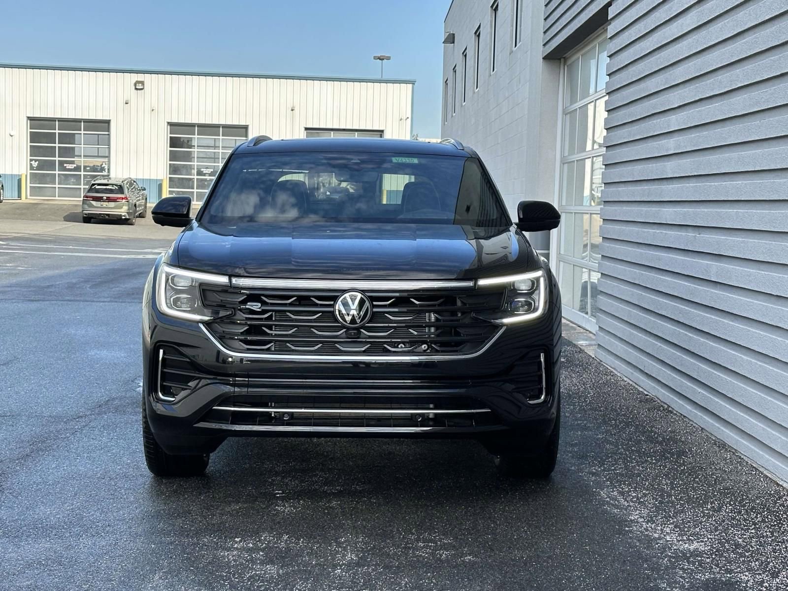 New 2026 Volkswagen Atlas Cross Sport SEL Premium R-Line image 9