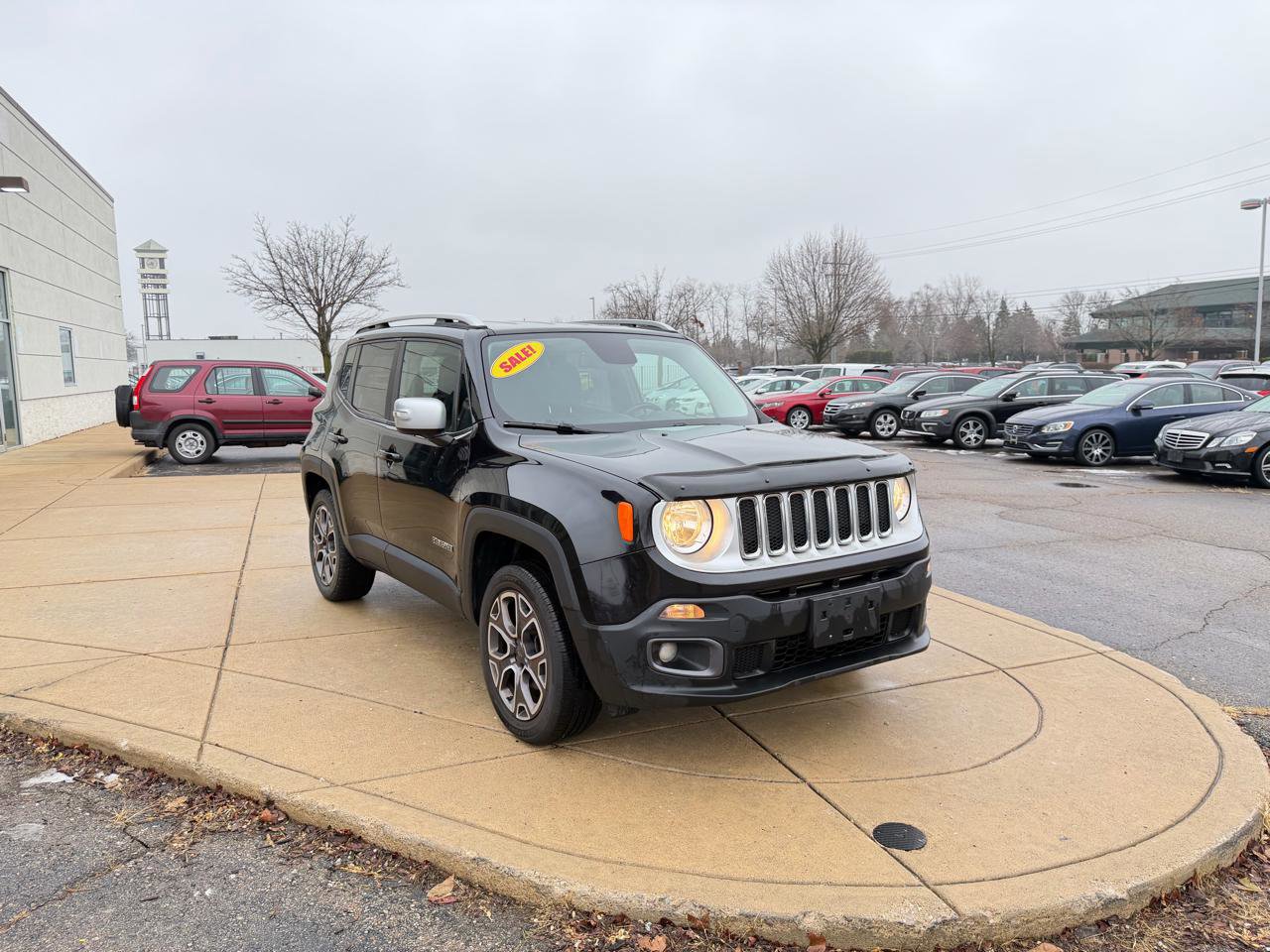 Used 2016 Jeep Renegade Limited image 3