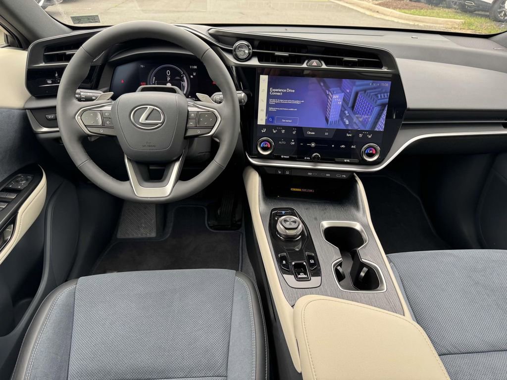 Used 2024 Lexus RZ 450e Premium image 9