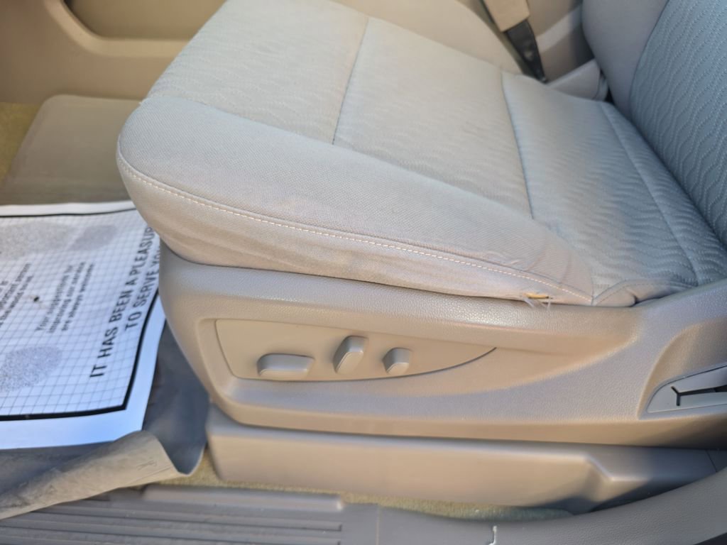 Used 2018 Chevrolet Tahoe LS image 11