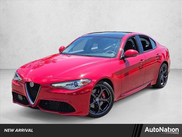 Used 2018 Alfa Romeo Giulia Ti Sport w/ Quick Order Package 22U Sport RWD image 1