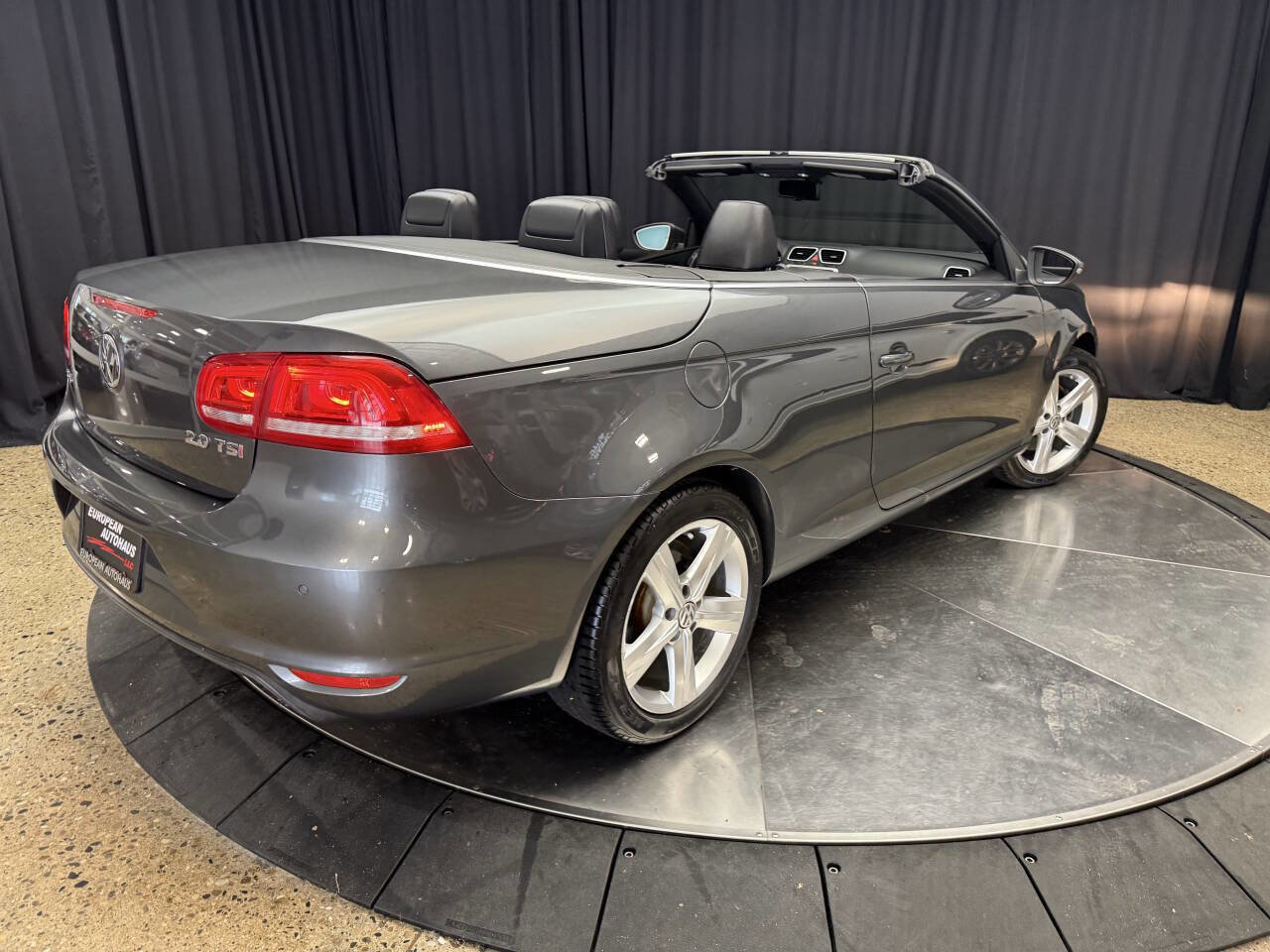 Used 2012 Volkswagen Eos Lux image 10