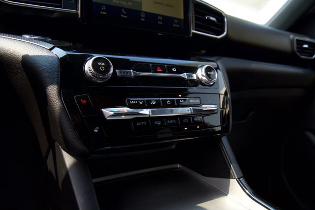 Certified 2022 Ford Explorer ST-Line AWD/4WD image 22