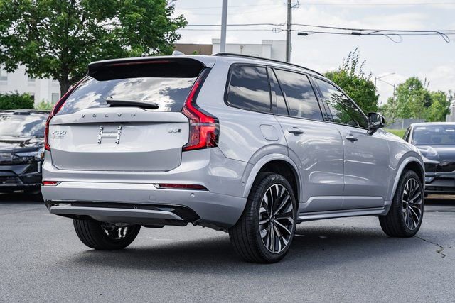 Used 2026 Volvo XC90 B6 Ultra w/ Protection Package Premier image 4