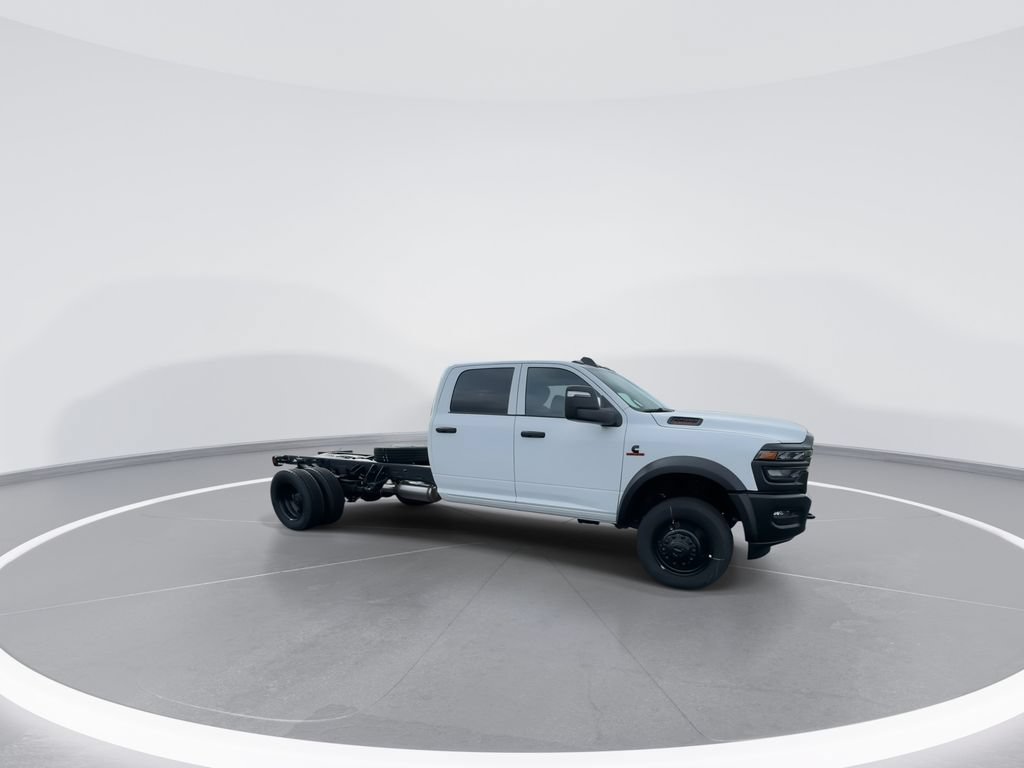 New 2026 RAM 5500 Tradesman AWD/4WD image 3