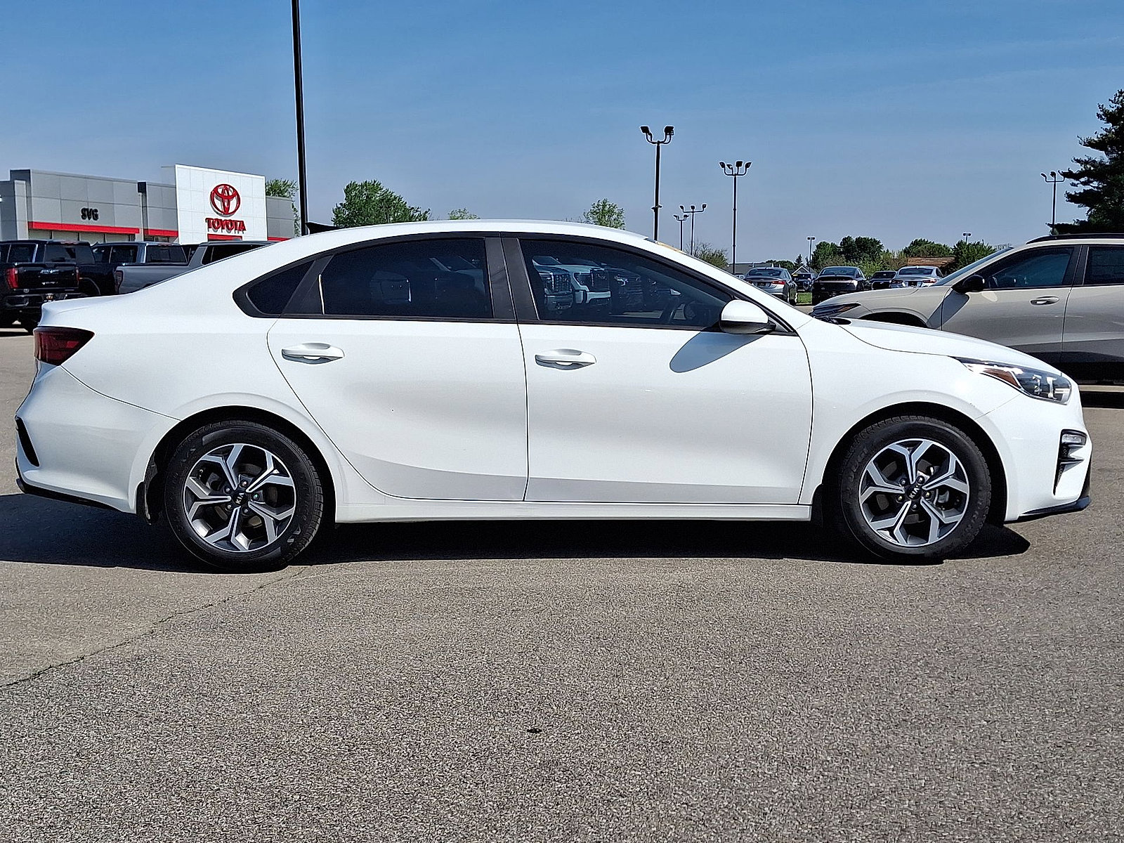 Used 2019 Kia Forte LXS FWD image 25