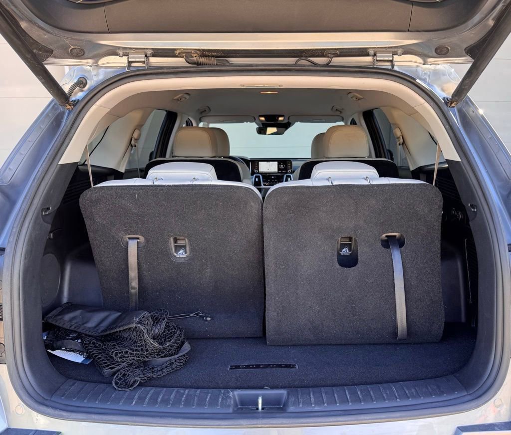 Used 2023 Kia Sorento SX Prestige image 9