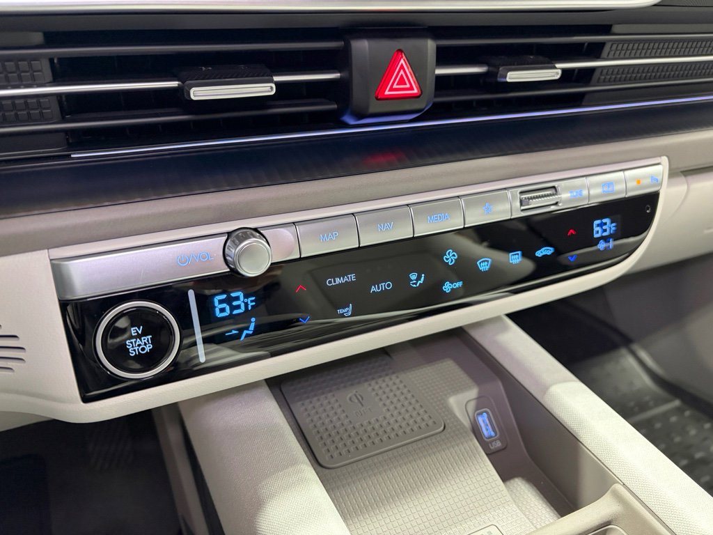Used 2024 Hyundai Ioniq 6 SEL image 15