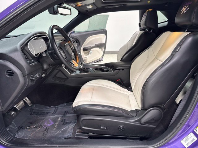 Used 2016 Dodge Challenger R/T Plus RWD image 13