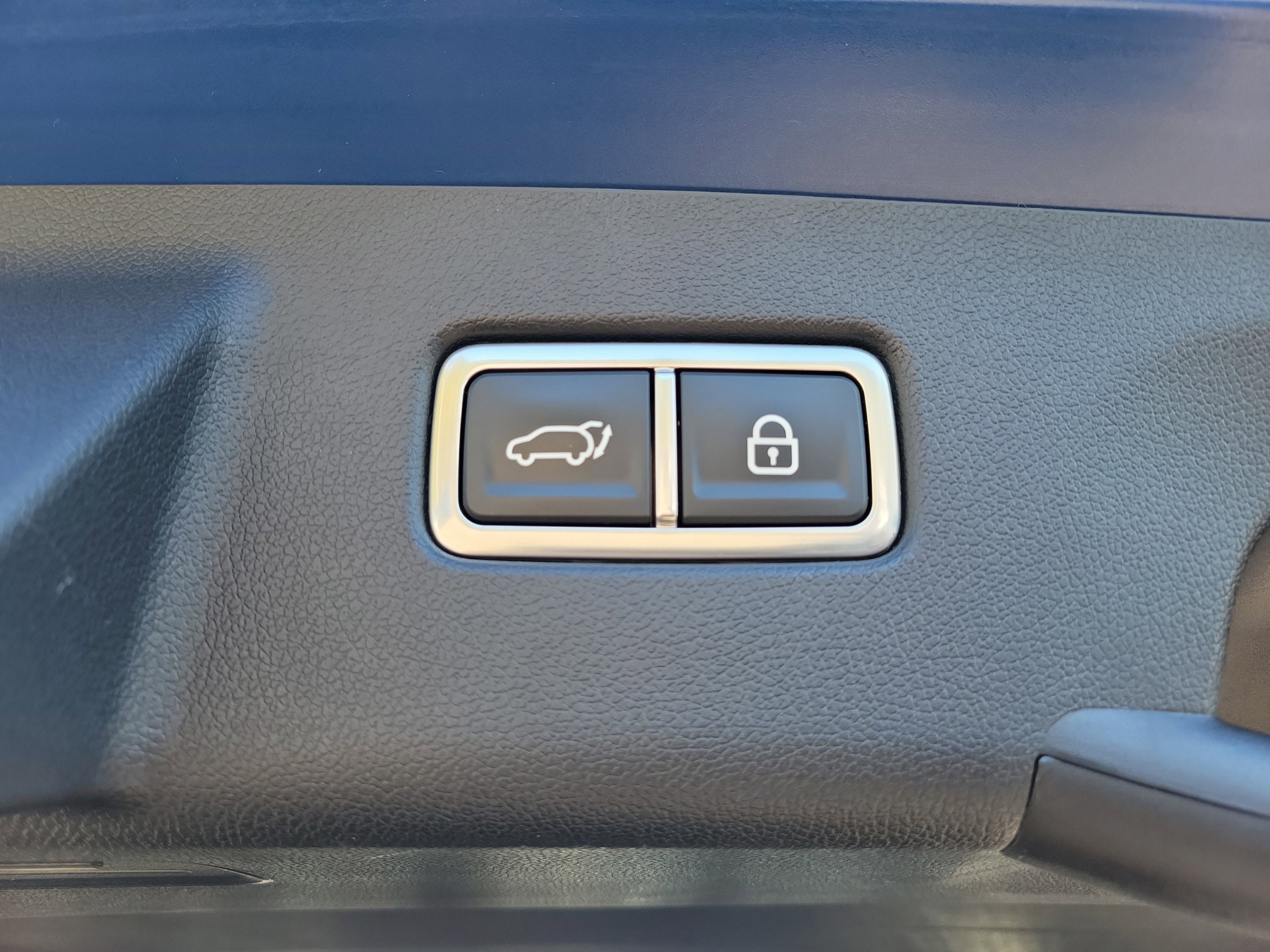 Certified 2021 Kia Sorento SX image 15