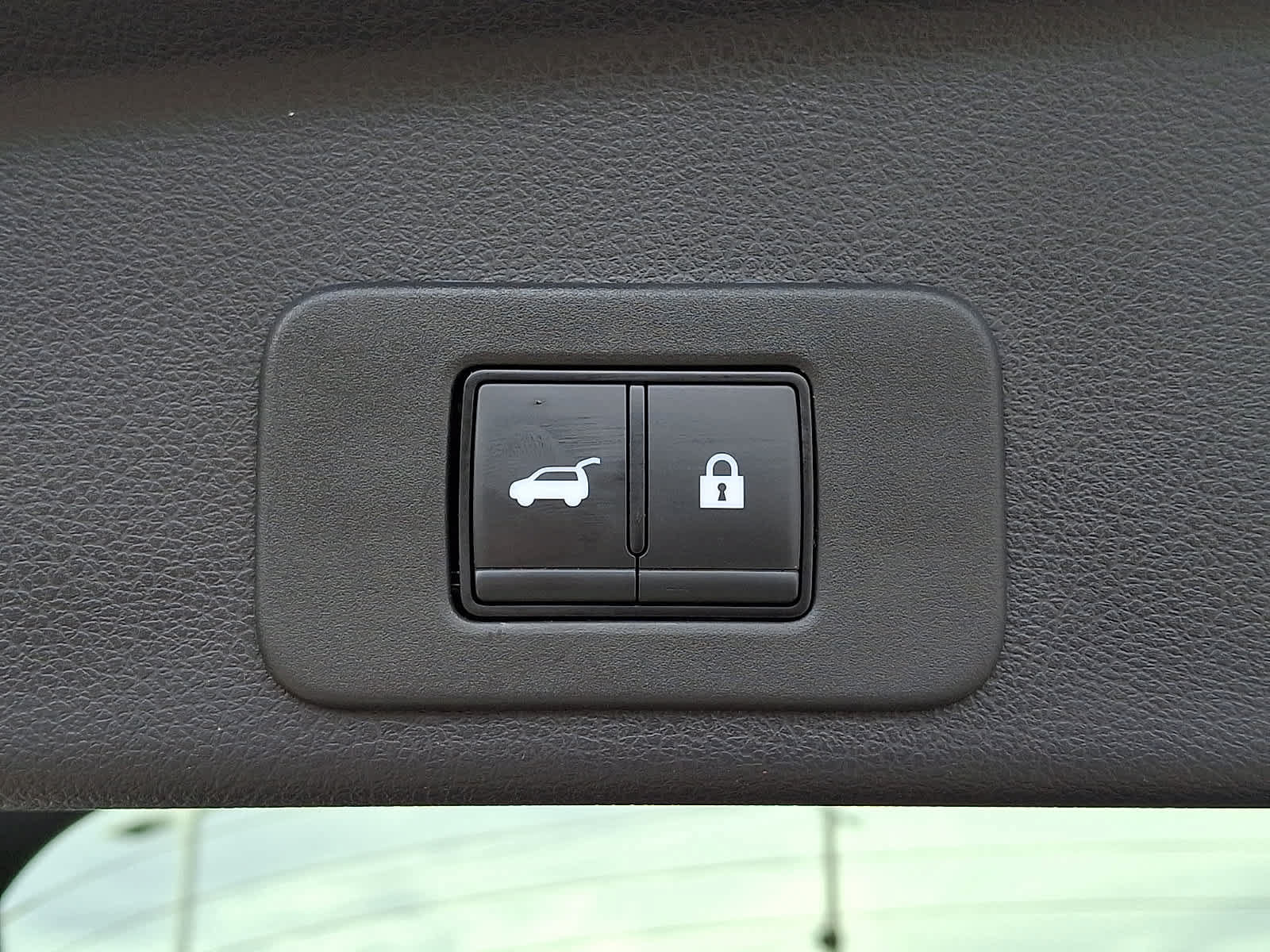 Used 2025 Nissan Murano SV AWD/4WD image 31
