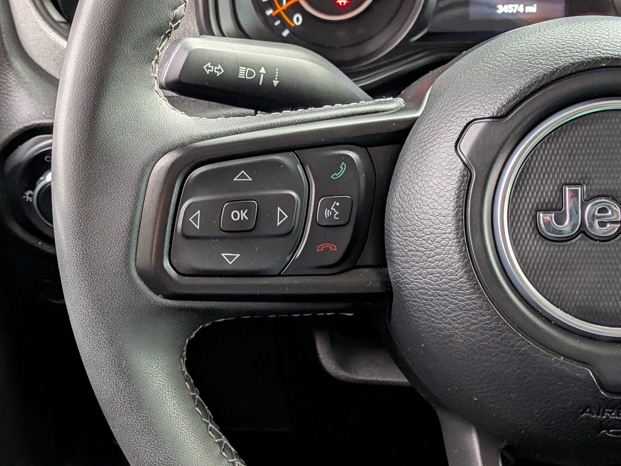 Used 2025 Jeep Wrangler Unlimited Sport AWD/4WD image 14