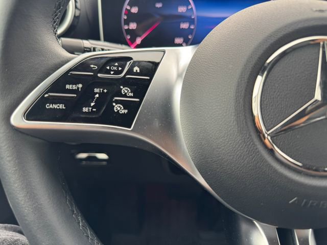 Used 2025 Mercedes-Benz GLC 300 image 20