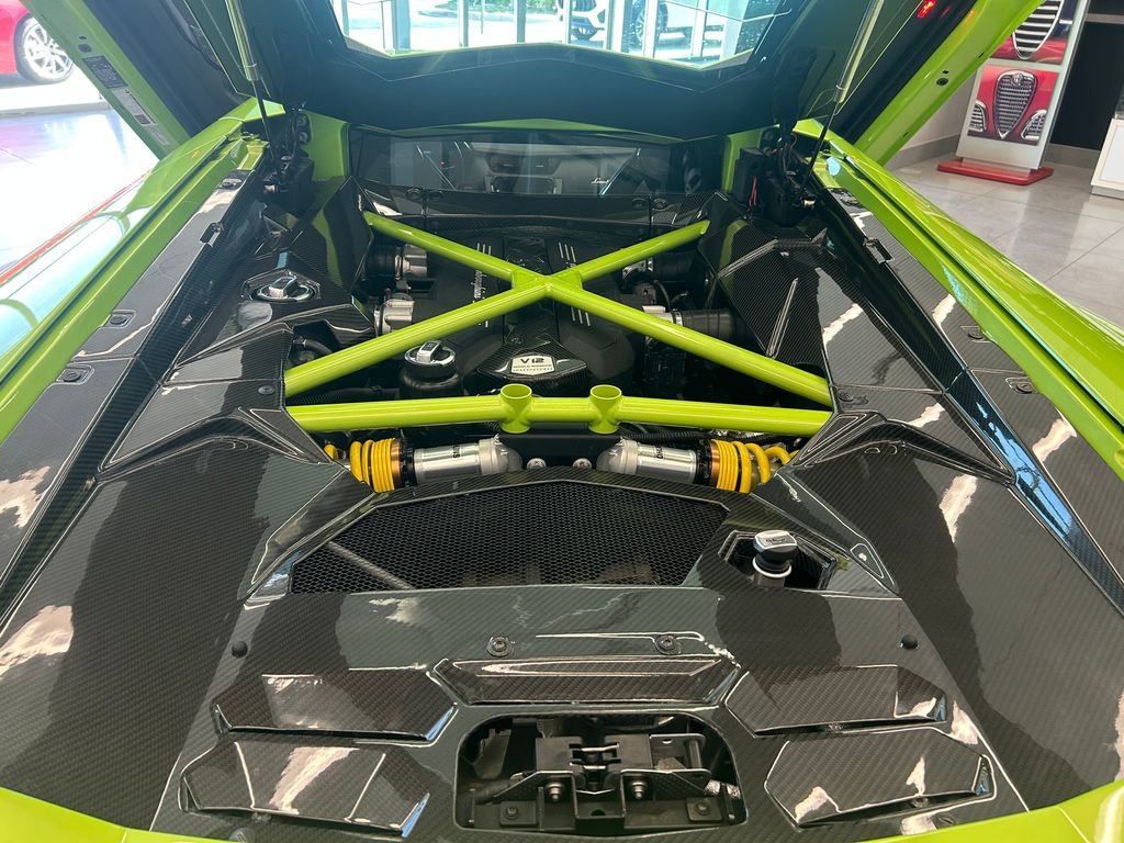 Used 2014 Lamborghini Aventador LP 700-4 AWD/4WD image 32