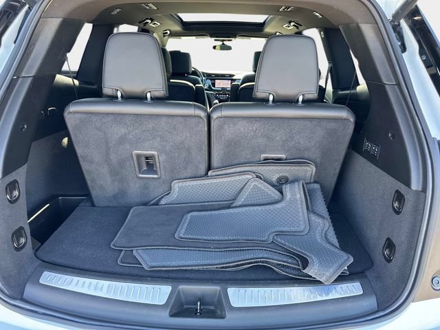 Certified 2025 Cadillac XT6 Premium Luxury AWD/4WD image 5