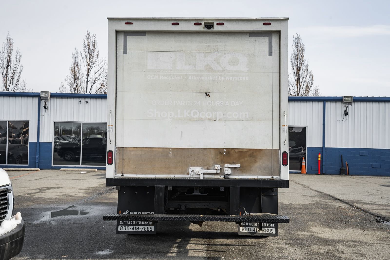 Used 2018 Chevrolet Express 3500 w/ Driver Convenience Package image 6
