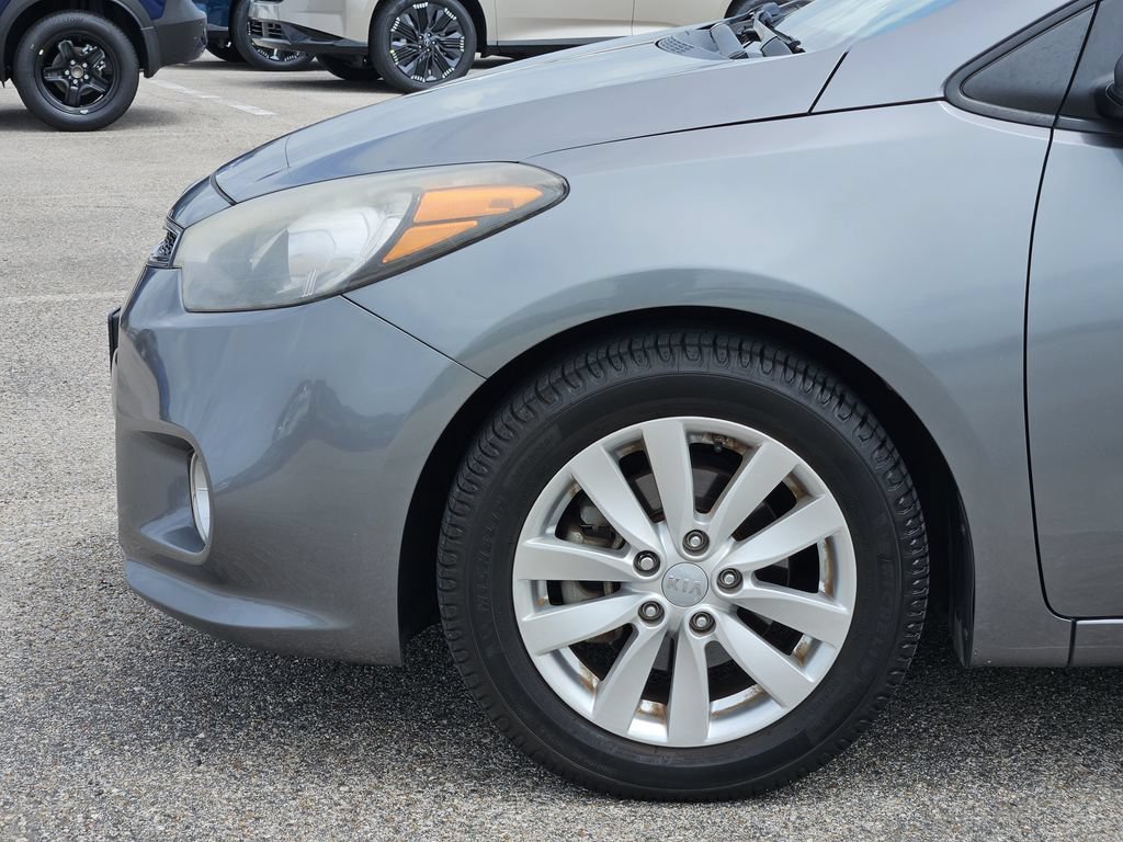 Used 2016 Kia Forte Koup EX FWD image 6