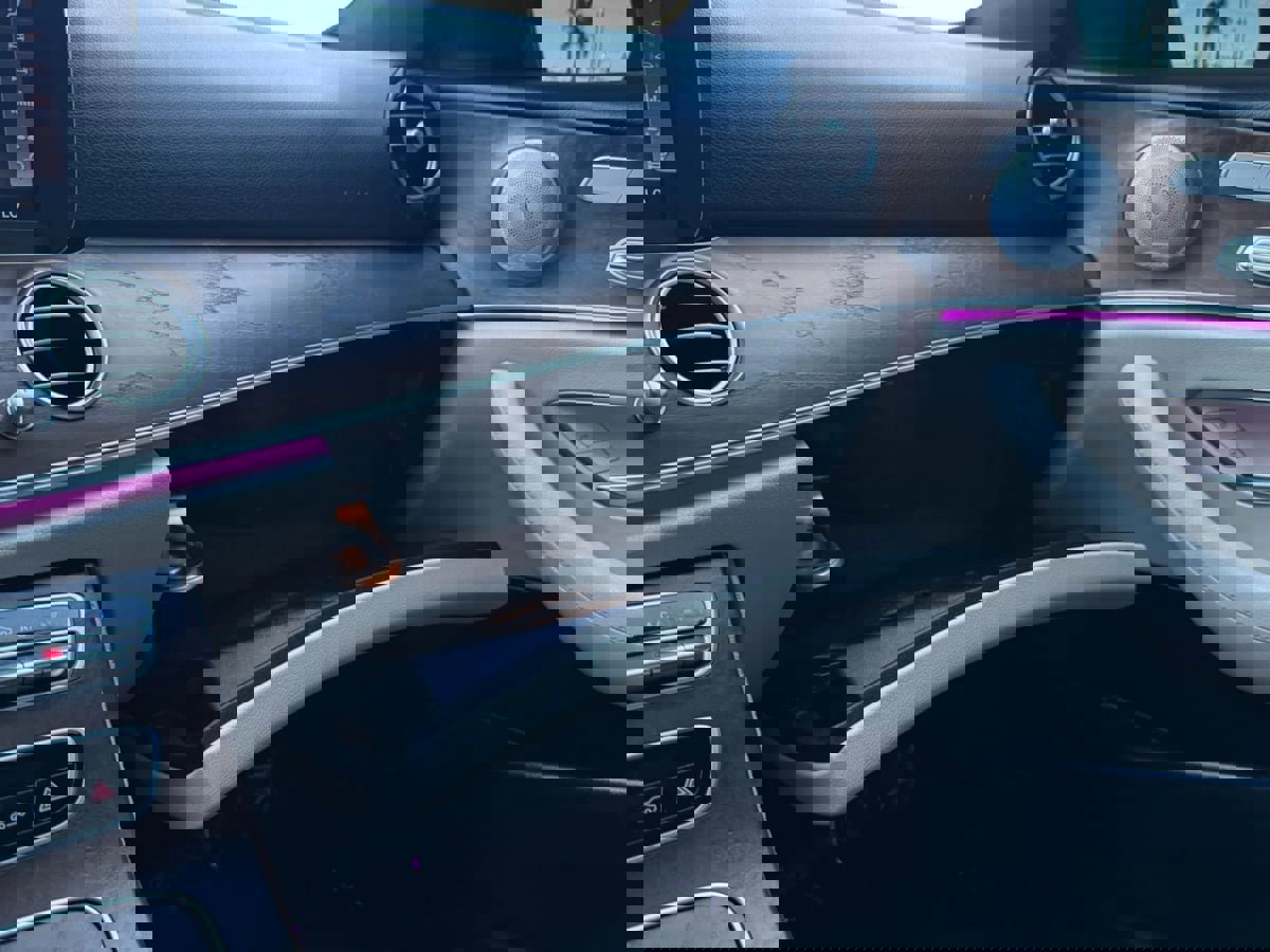 Used 2018 Mercedes-Benz E 300 image 60