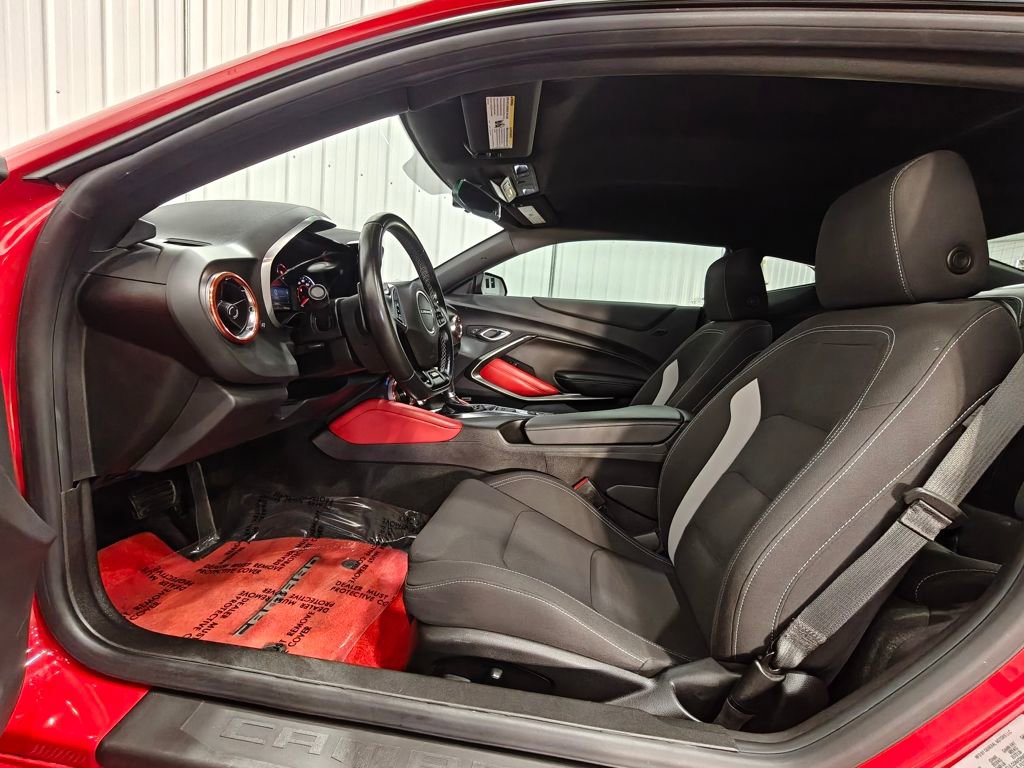 Used 2022 Chevrolet Camaro LT w/ RS Package image 28