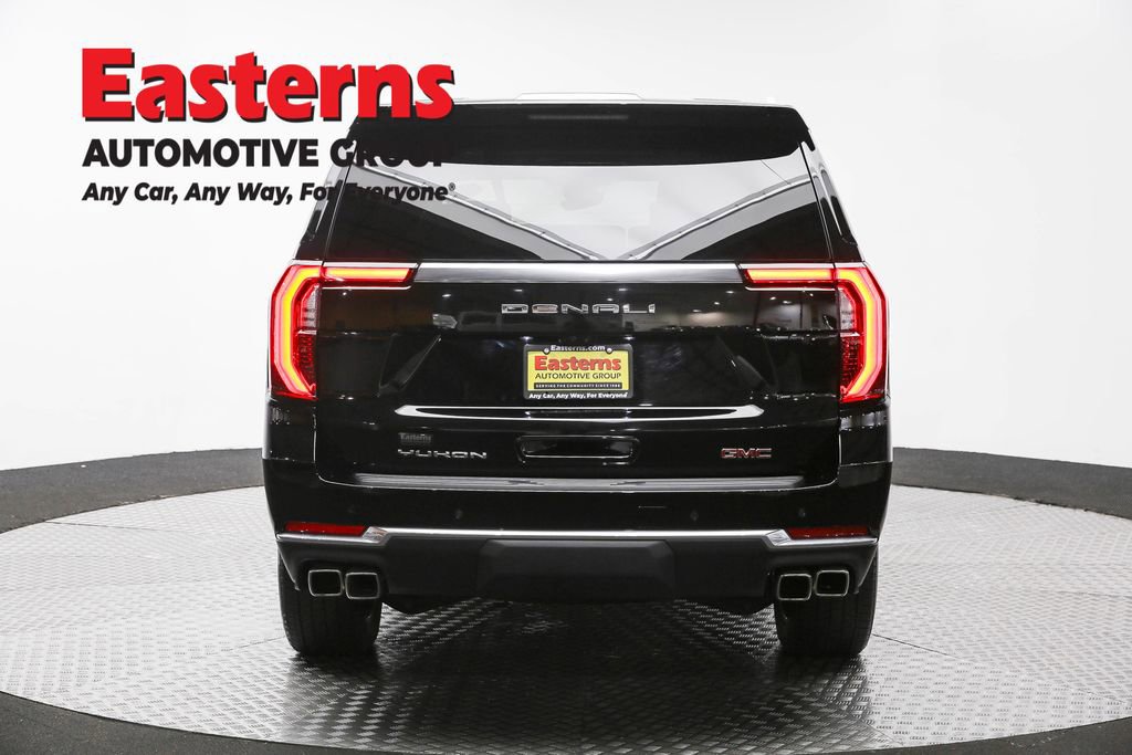 Used 2025 GMC Yukon XL Denali w/ Denali Reserve Package image 6
